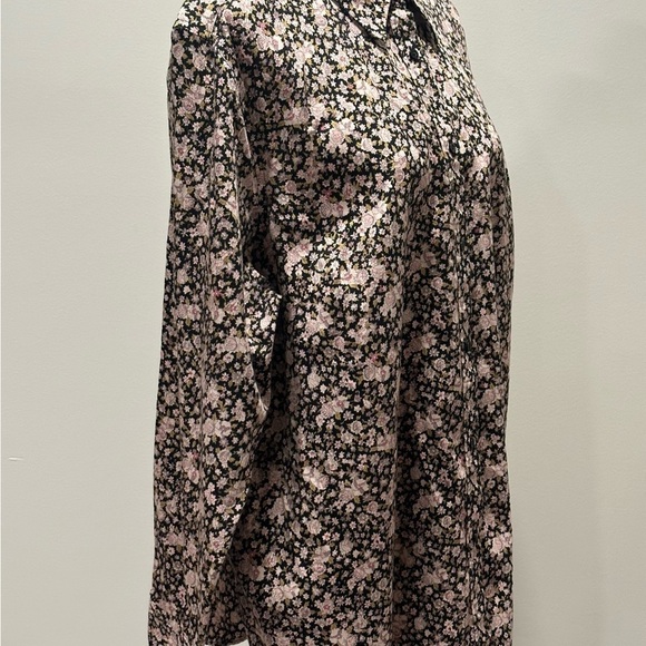 Chaps Women’s Long Sleeve Button Down Floral Pattern Shirt Size 1X - Picture 2 of 6
